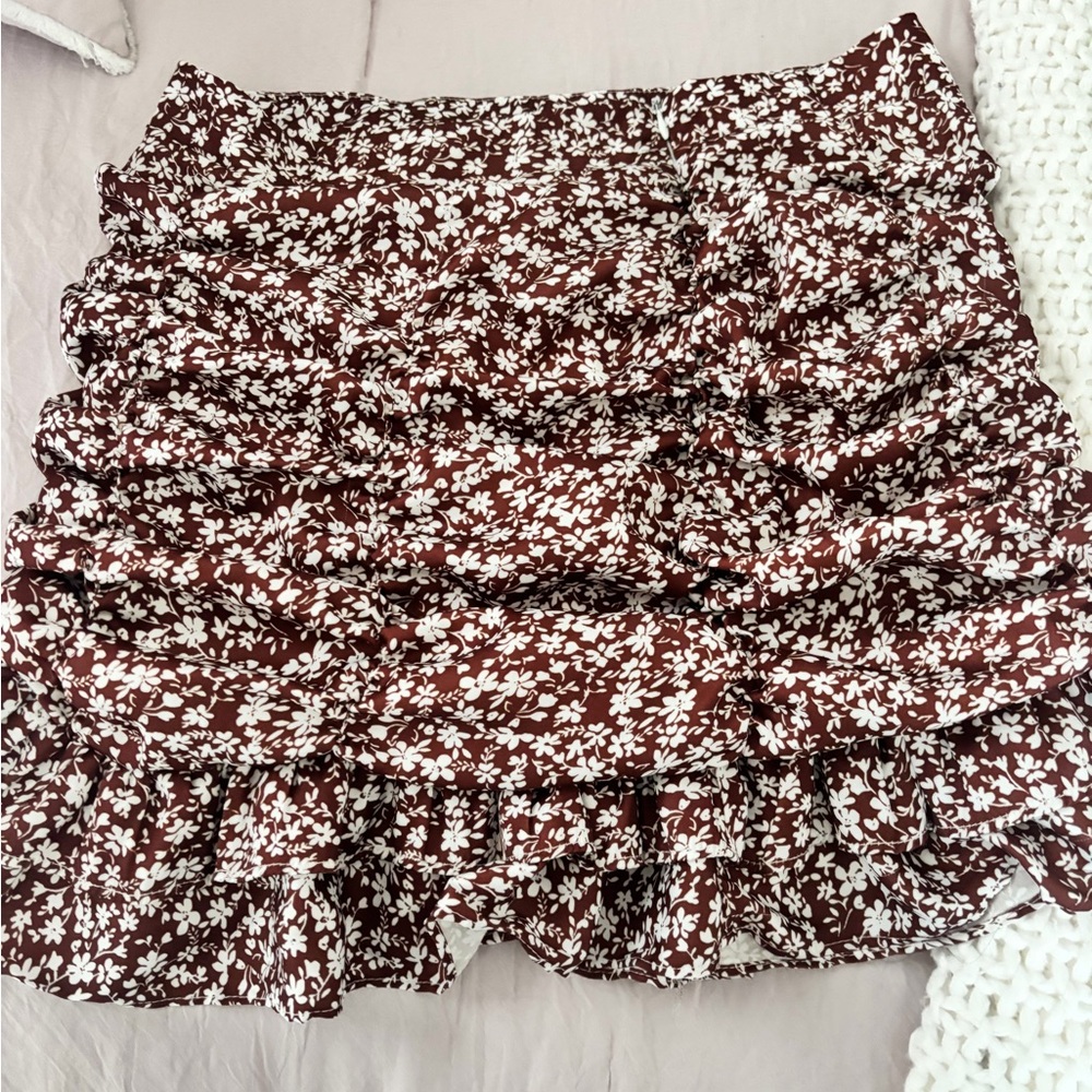 Ruffled Floral Mini Skirt in Maroon and White